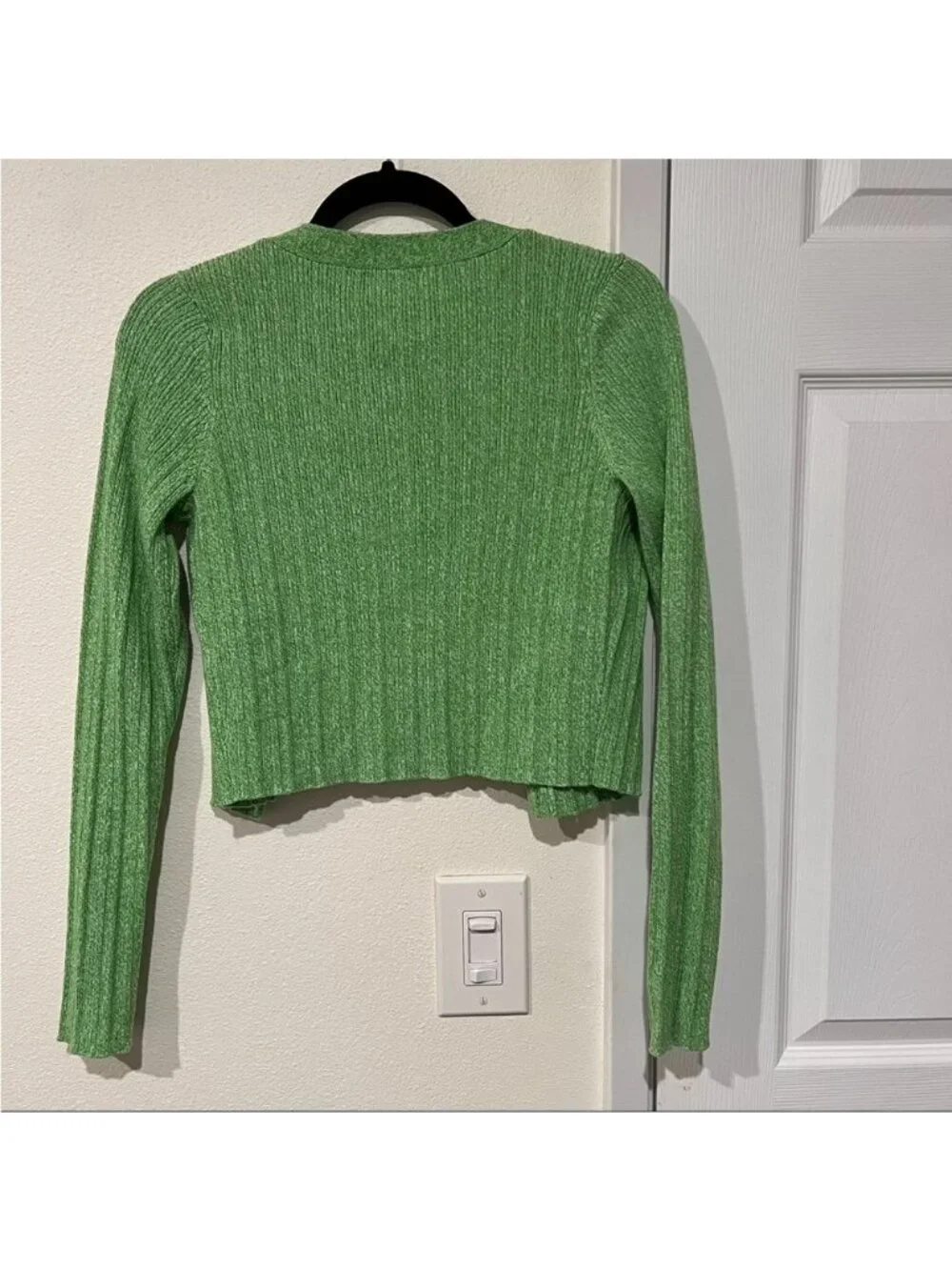 Lovers and Friends Soft Knit Ribbed Cropped Cardigan Sweater Size Small